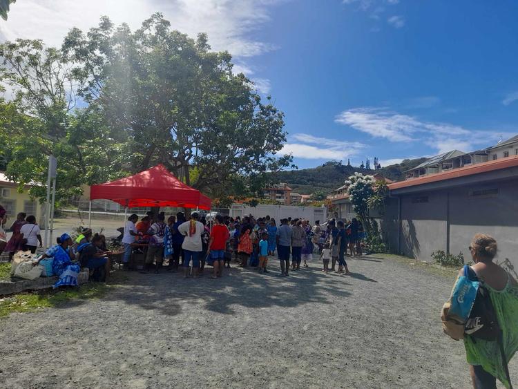 Succès pour la braderie de rentrée de la Croix Rouge