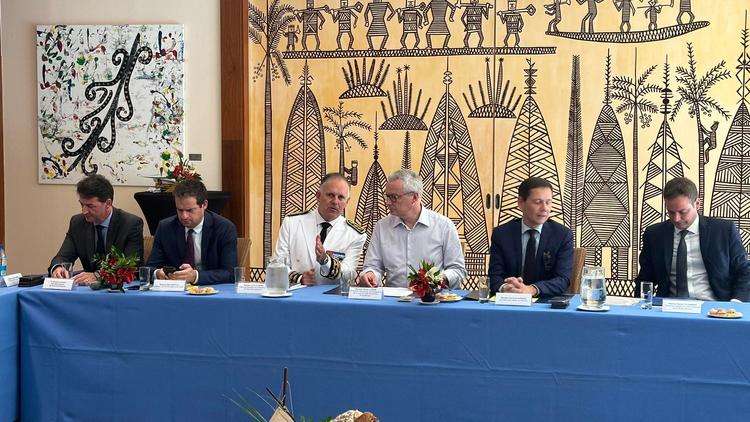 Première réunion sur la pérennisation des usines métallurgiques