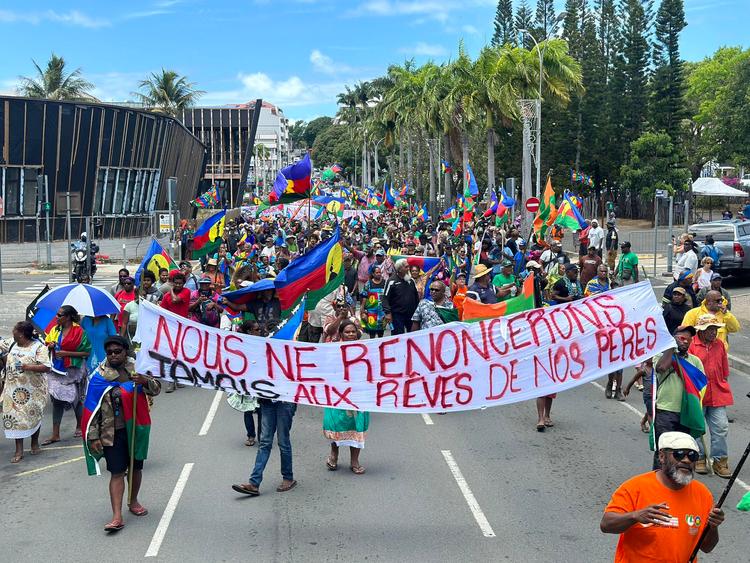 Un millier de manifestants indépendantistes à Nouméa