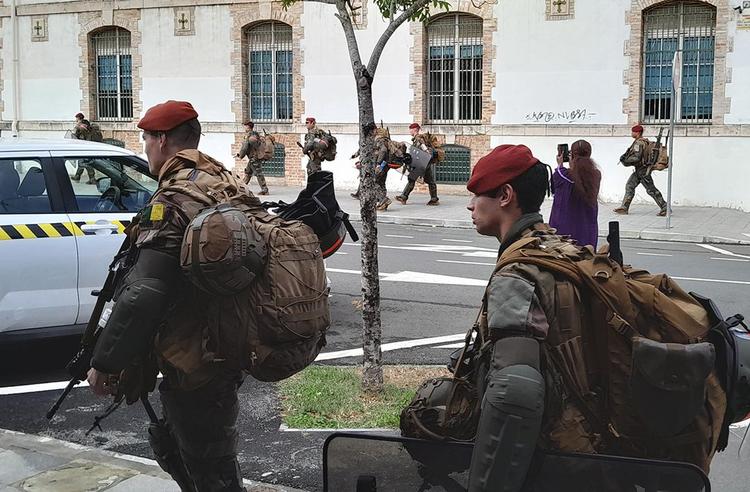 L’Etat d’urgence est entré en vigueur à 5h 