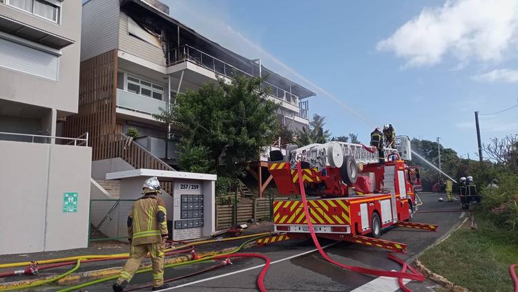 Un incendie à Ouémo détruit 2 appartements