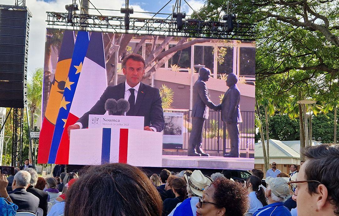 Emmanuel Macron en Nouvelle Calédonie sur fond d'insurrection