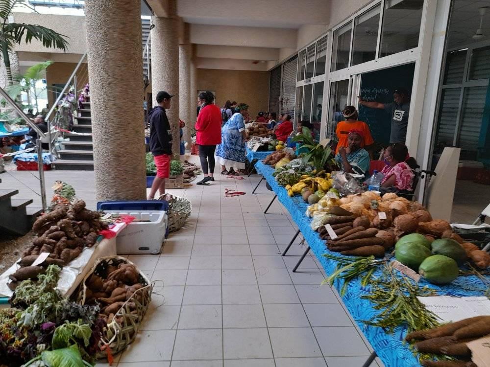 Beau bilan pour le marché de Maré à Nouméa