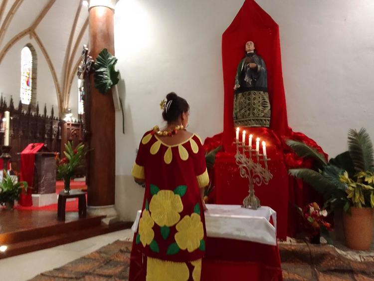 Célébration de Saint Pierre Chanel, en la Cathédrale de Nouméa