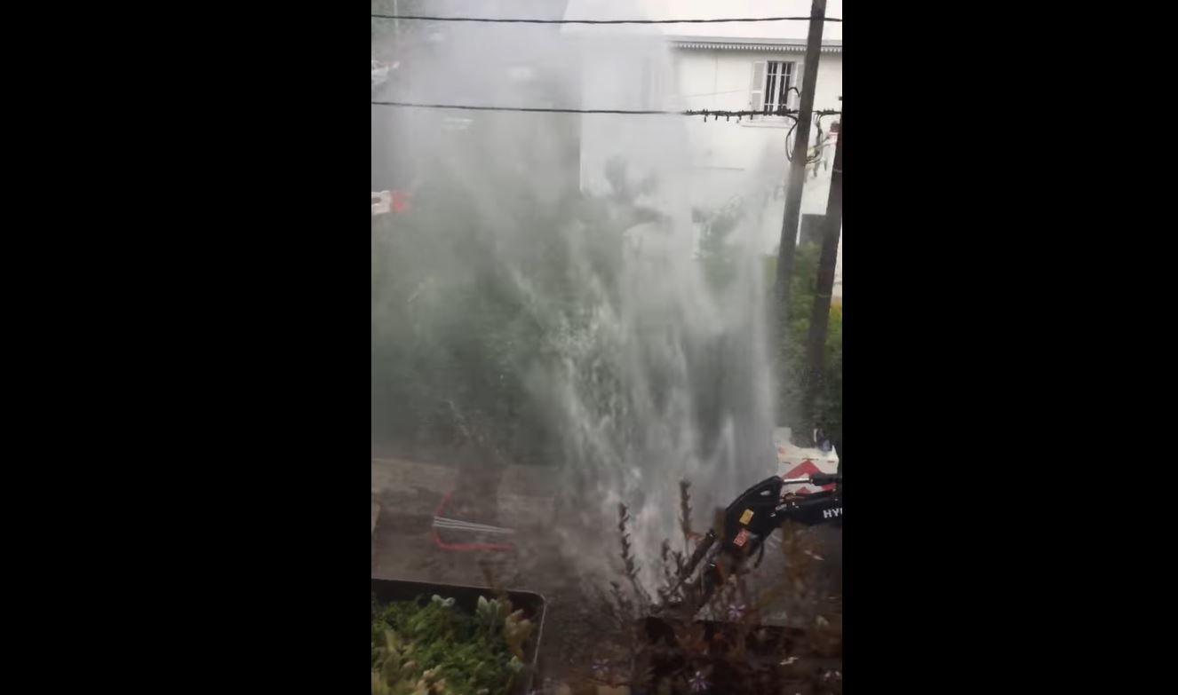 Une canalisation cassée au Faubourg