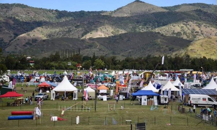 Foule dès le 1er jour à Bourail