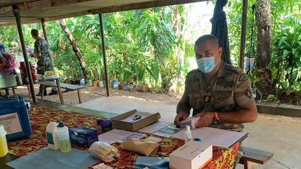 Les FANC et le RSMA à Bélep pour la vaccination.