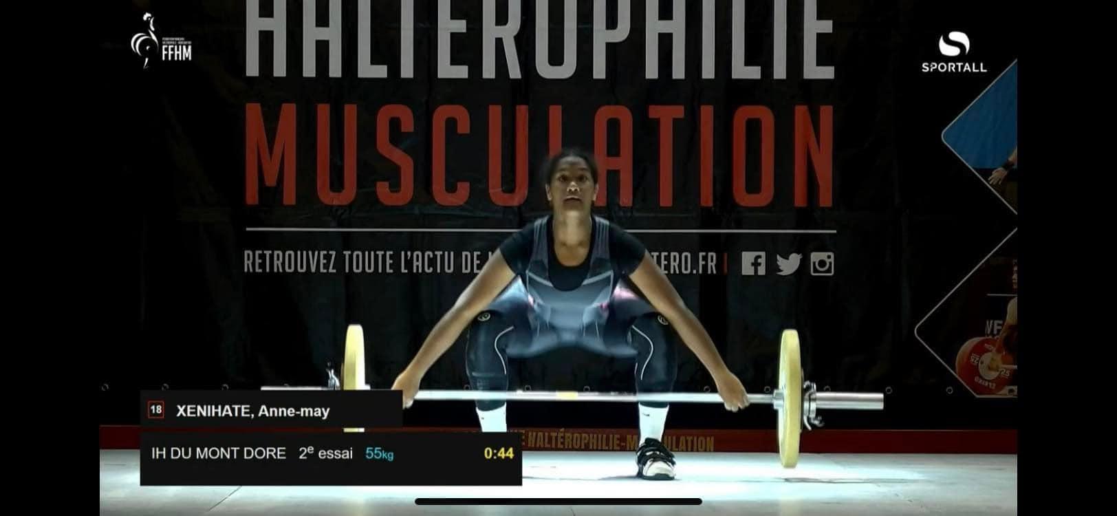 Haltérophilie: de l'or pour Anne May