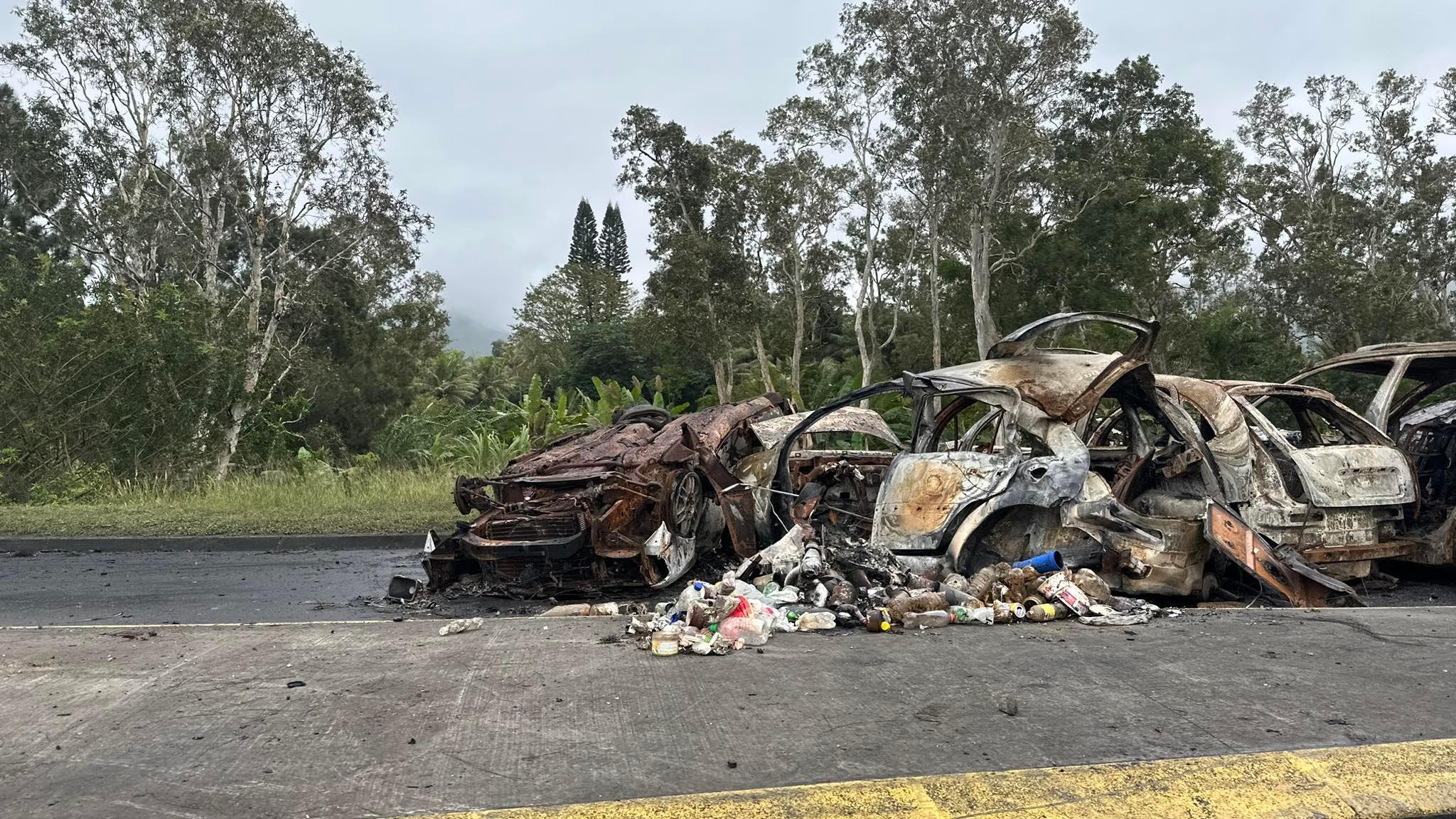 Au Mont-Dore, la RP1 a rouvert quelques heures aujourd’hui à la hauteur de la tribu de Saint-Louis.