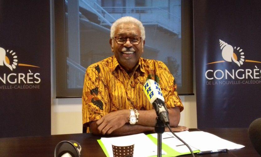 R. Wamytan de retour en Calédonie